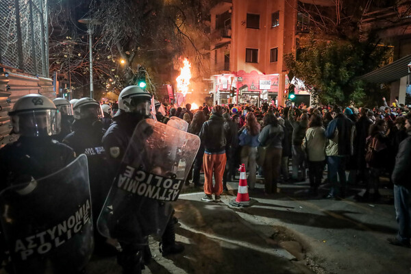 Εξάρχεια: Καρναβαλικές εκδηλώσεις με φόντο την πλατεία