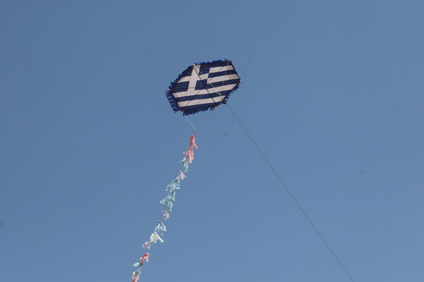 Καθαρά Δευτέρα: Πώς αμείβονται οι εργαζόμενοι στον ιδιωτικό τομέα