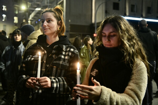 Δυστύχημα στα Τέμπη: Διαμαρτυρίες σε όλη την Ελλάδα- «Πάρε με όταν φτάσεις»