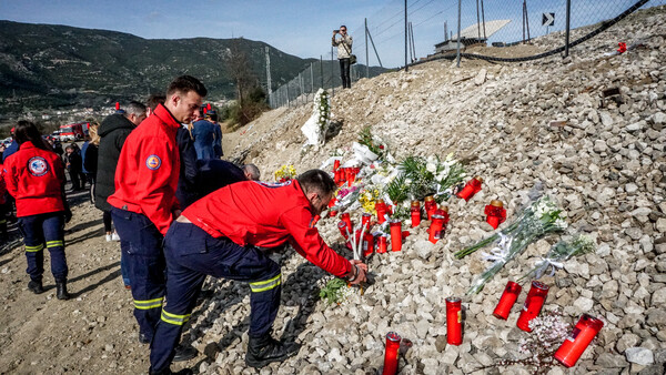 Δυστύχημα στα Τέμπη: Τα 11 μέτρα στήριξης για συγγενείς θυμάτων, τραυματίες και επιβάτες