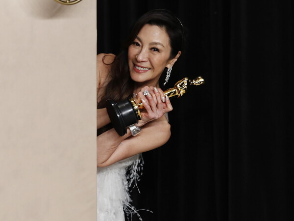 Όσκαρ 2023: Η Michelle Yeoh έγραψε ιστορία- Η πρώτη Ασιάτισσα που κέρδισε Α' Γυναικείου Ρόλου