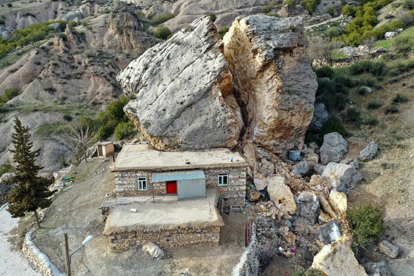 Ένας μήνας μετά τον καταστροφικό σεισμό στην Τουρκία