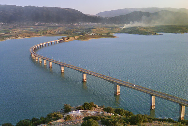 Εισαγγελική παρέμβαση για την ασφάλεια της γέφυρας Σερβίων - Βρέ