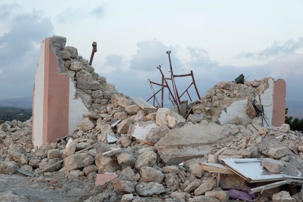 Αρκαλοχώρι: Οι ξεχασμένοι σεισμόπληκτοι