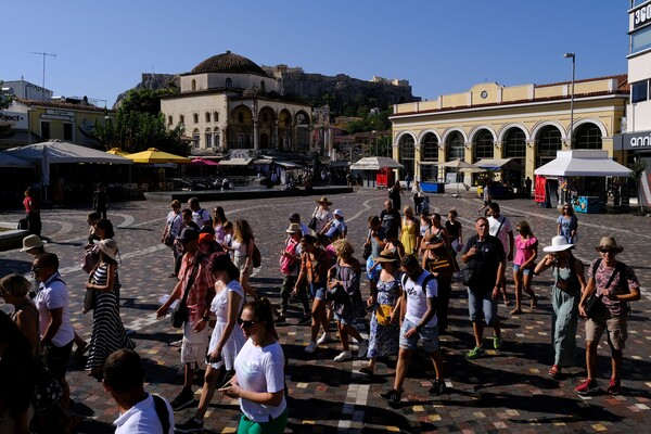 Μαγιορκίνης: Σε πλήρη ύφεση η πανδημία τους επόμενους μήνες- Προσοχή σε ευάλωτες ομάδες