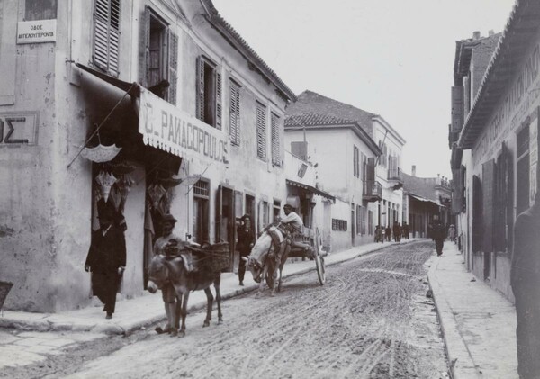 Μια βόλτα στην Αθήνα το 1906