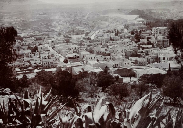 Μια βόλτα στην Αθήνα το 1906