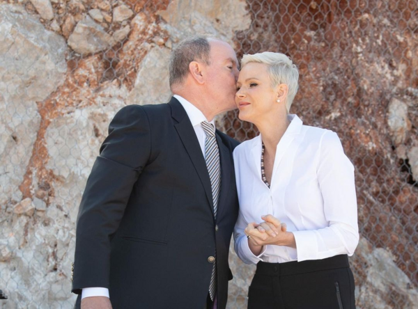 Ο πρίγκιπας Αλβέρτος και η πριγκίπισσα Σαρλίν του Μονακό απαντούν στις «κακόβουλες φήμες περί διαζυγίου»