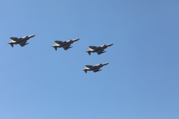 Παρέλαση 25ης Μαρτίου: Πτήσεις Rafale, Apache και για πρώτη φορά F-16 Viper στον αττικό ουρανό