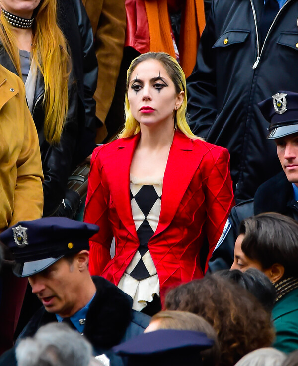 Joker 2: Η Lady Gaga είναι η τέλεια Harley Quinn- Οι πρώτες εικόνες από τα γυρίσματα