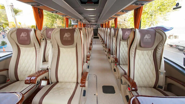 Το «μεγαλύτερο ταξίδι στον κόσμο» με λεωφορείο: Κωνσταντινούπολη- Λονδίνο σε 56 ημέρες