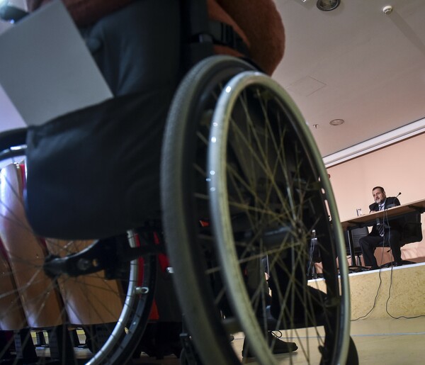 ΕΣΑμεΑ: Ο υπουργός Υγείας άφησε εκτός του νέου ΔΣ του ΕΟΠΠΥ την Εθνική Συνομοσπονδία Ατόμων με Αναπηρία