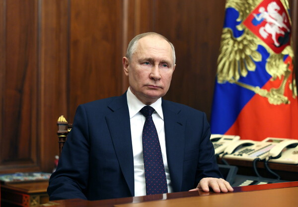 Πρώτη παραδοχή Πούτιν για αρνητικό αντίκτυπο των δυτικών κυρώσεων: Μπορεί να επηρεάσουν μακροπρόθεσμα