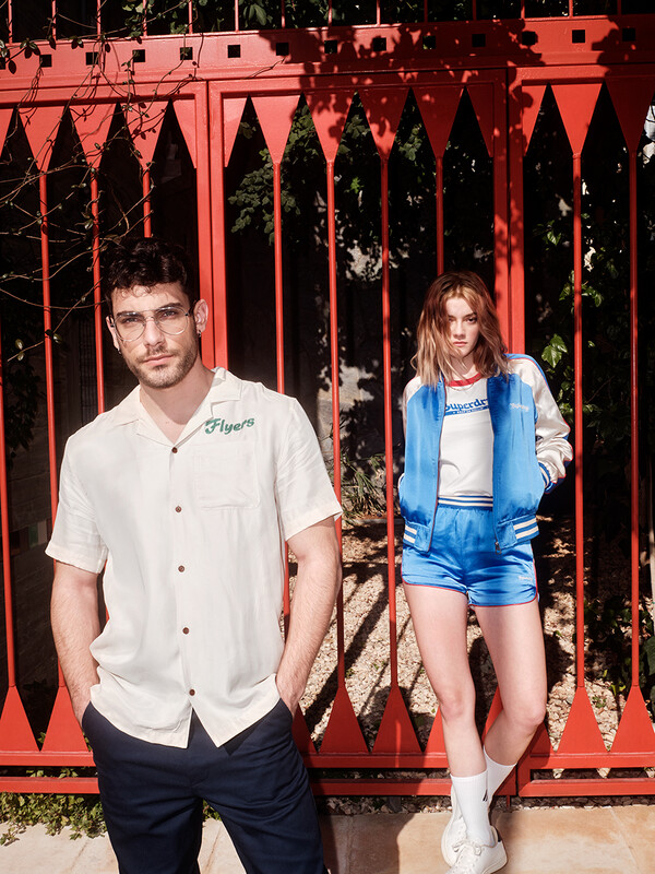 Η Superdry επιστρέφει με ανοιξιάτικη διάθεση
