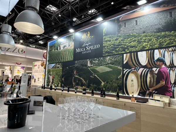 ProWein 2023: Έδωσαν το παρόν η Cavino και το Κτήμα Μέγα Σπήλαιο