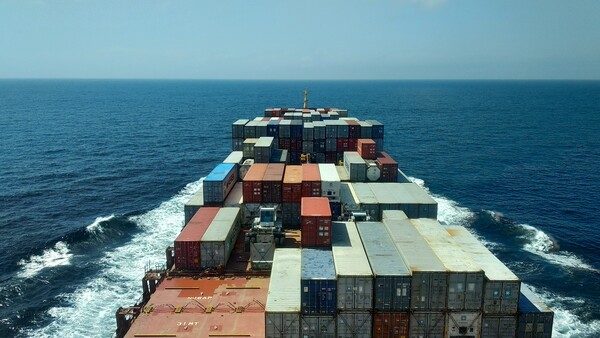 Βρήκαν 17 κιλά κοκαΐνη σε πλοίο με εμπορευματοκιβώτια στον Πειραιά - Μέτέφερε μπανάνες