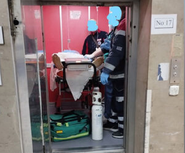 Καταγγελία: Διασωληνωμένος ασθενής εγκλωβίστηκε σε ασανσέρ στο Ιπποκράτειο Θεσσαλονίκης