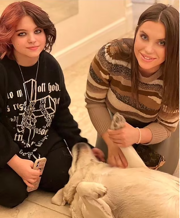 Schoolgirl, 14, is arrested for 'arranging contract killing' of her estate agent mother, 38, who was beaten and strangled to death in Russia