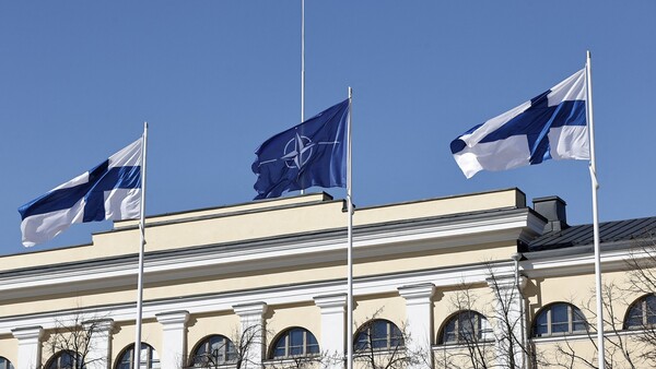 Τι σημαίνει η ένταξη της Φινλανδίας στο ΝΑΤΟ για τη Δύση, τη Ρωσία και την Ελλάδα 