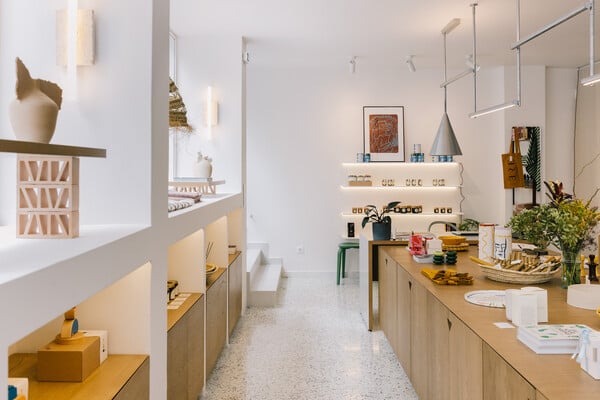 ĒRE Athens: Για μικρά ανεξάρτητα brands και ανάλαφρα cheesecakes στο νέο concept store της Αθήνας