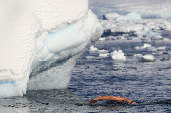 Γιώργος Τσιάνος: Ο γιατρός που κολύμπησε στην Ανταρκτική