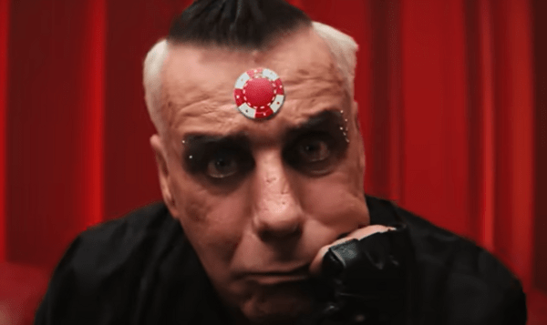 Rammstein: Ο Till Lindemann πρωταγωνιστής σε διαφήμιση