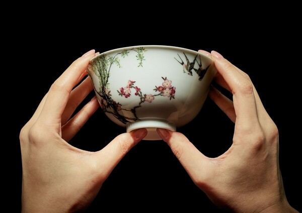 'Highly important' Chinese bowl fetches over $25 million at auction