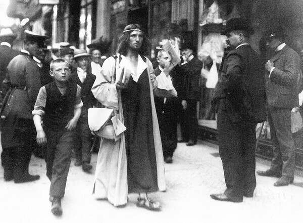 Γερμανία του '20. Προφήτες και "άγιοι του πληθωρισμού".