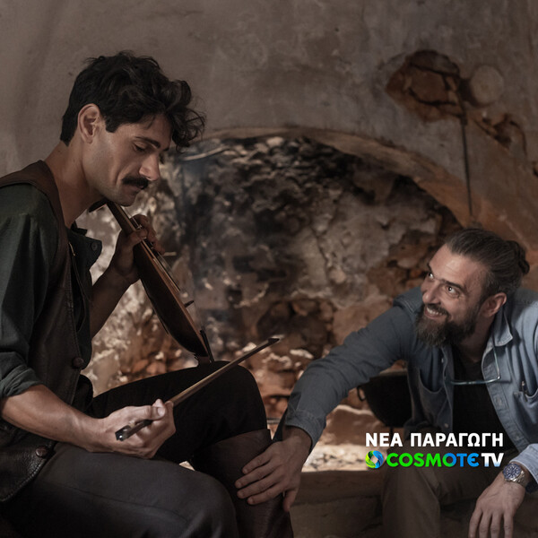 Νέες εικόνες από την καινούρια σειρά του Σωτήρη Τσαφούλια