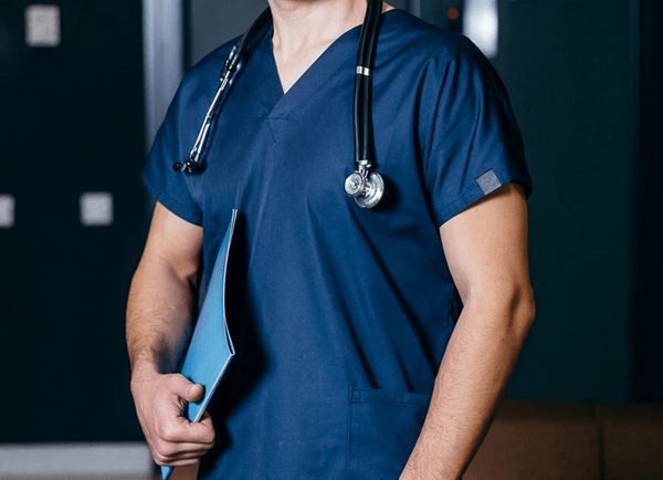 Ολλανδία: Νοσοκόμος ομολόγησε τη δολοφονία 20 ασθενών με κορωνοϊό
