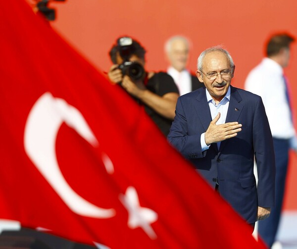Εκλογές στην Τουρκία: Νίκη Κιλιτσντάρογλου από τον πρώτο γύρο, δείχνει δημοσκόπηση