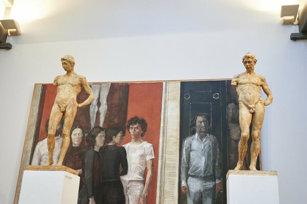 Μια συζήτηση με σπουδαστές της ΑΣΚΤ για την αξία της πλαστικής - χαλκοχυτικής στο πλαίσιο της έκθεσης του Μουσείου Μπενάκη στο Εργαστήριο του Γιάννη Παππά.