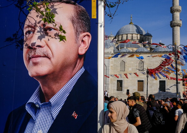 Εκλογές στην Τουρκία- FAZ: Η επιλογή μεταξύ δημοκρατίας και απολυταρχίας