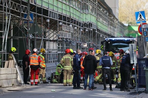 Φινλανδία: Κατάρρευση πεζογέφυρας με δεκάδες τραυματίες - Πολλά παιδιά