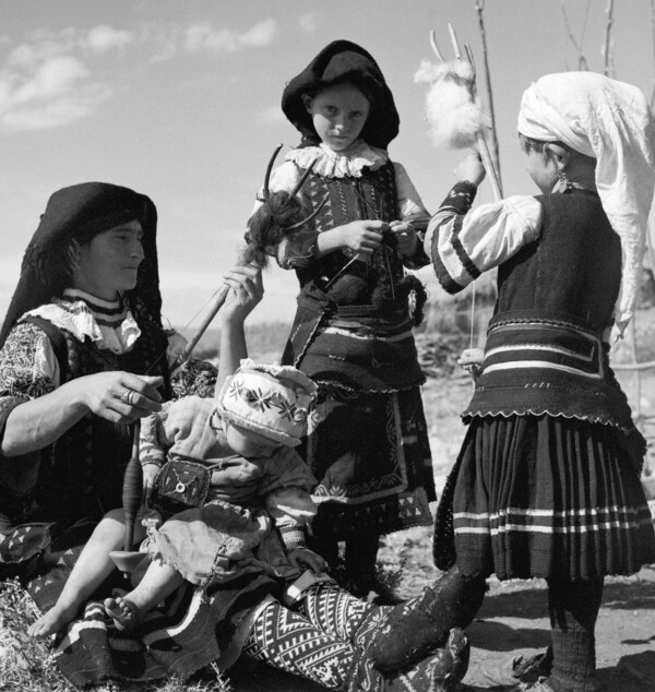 Τα περίτεχνα εργαλεία ξυλογλυπτικής και η συναρπαστική ιστορία τους