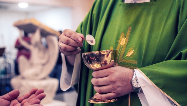 Ενορίτες στις ΗΠΑ πιστεύουν ότι έγιναν μάρτυρες «θαύματος» - Το Βατικανό το εξετάζει