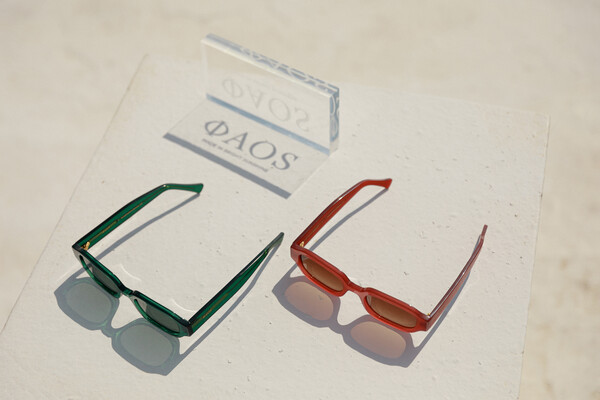 AvramisOptics: