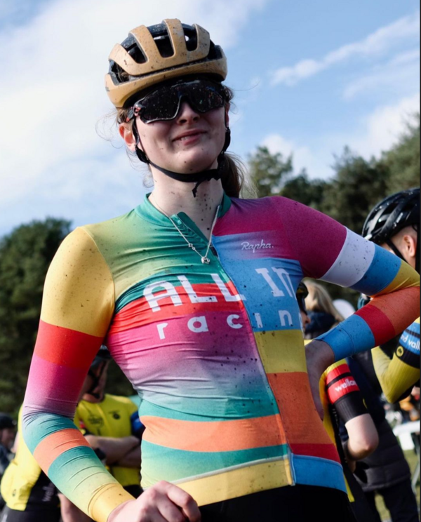 Βρετανία: Η ομοσπονδία ποδηλασίας απέκλεισε τις τρανς αθλήτριες από αγώνες γυναικών