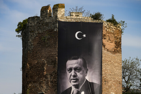 Εκλογές στην Τουρκία: Άνοιξαν οι κάλπες- Αντιμέτωποι ξανά Ερντογάν και Κιλιτσντάρογλου
