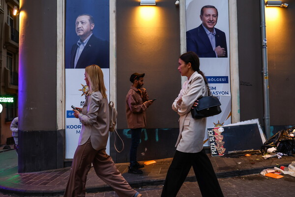 Financial Times για εκλογές στην Τουρκία: Το πελατειακό κράτος στηρίζει τον Ερντογάν