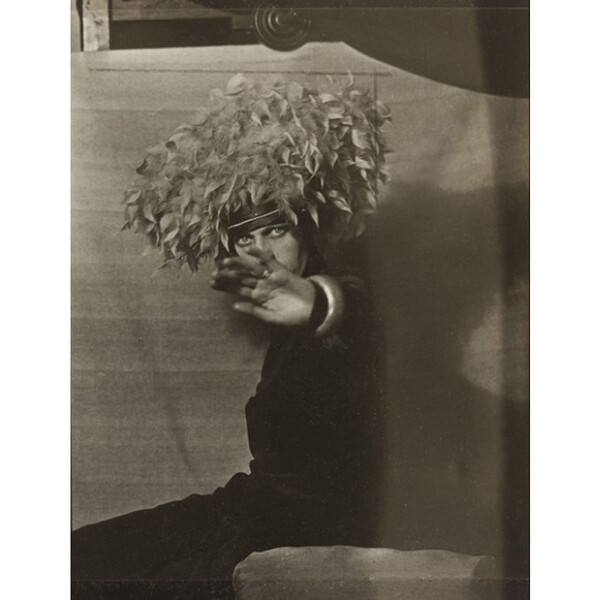 Η "Νέγρικη ανθολογία" της Nancy Cunard