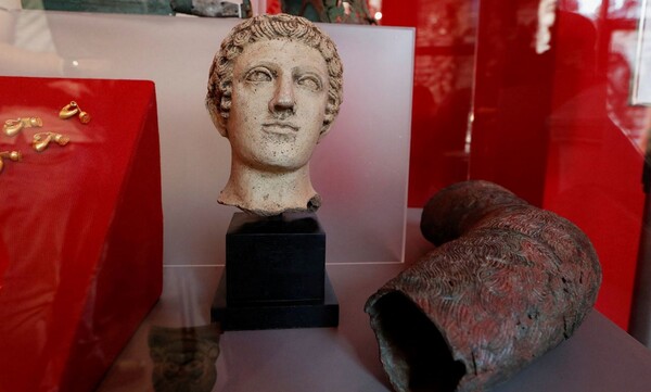 Ιταλία: Επαναπατρίστηκαν 750 κλεμμένοι αρχαιολογικοί θησαυροί - Αξίας άνω των 12 εκατ. ευρώ