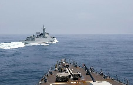Στενό της Ταϊβάν: Βίντεο με «μη ασφαλή ελιγμό» κινεζικού σκάφους μπροστά από αμερικανικό αντιτορπιλικό