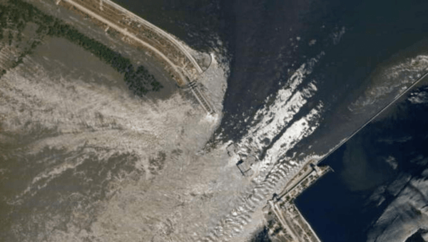 Πρώτες δορυφορικές εικόνες της μεγάλης καταστροφής του φράγματος Νόβα Καχόβκα - Το πριν και το μετά 