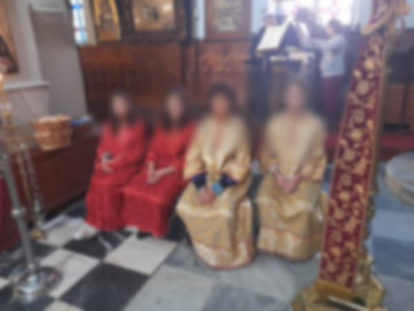 Σφοδρές αντιδράσεις για την αργία σε ιερέα που έκανε «παπαδάκια» δύο κορίτσια 