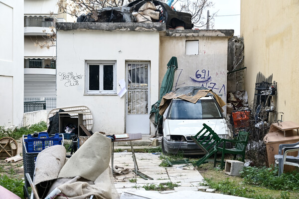 Ίλιον: Με εντάσεις άρχισε η δίκη για τον ομαδικό βιασμό 15χρονου από συνομηλίκους του