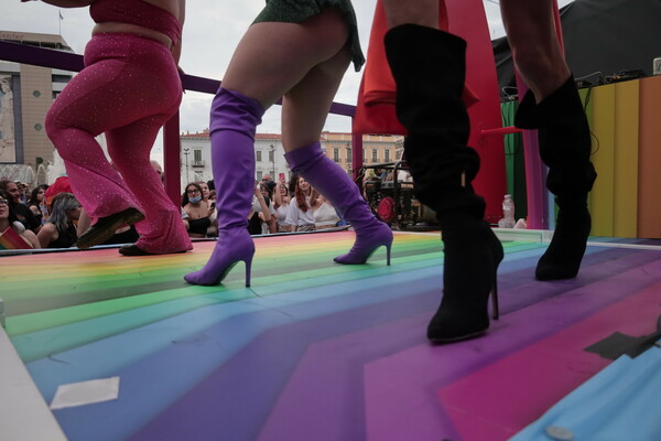 Athens Pride 2023: Η γιορτή μόλις ξεκίνησε- Εικόνες από την πορεία υπερηφάνειας