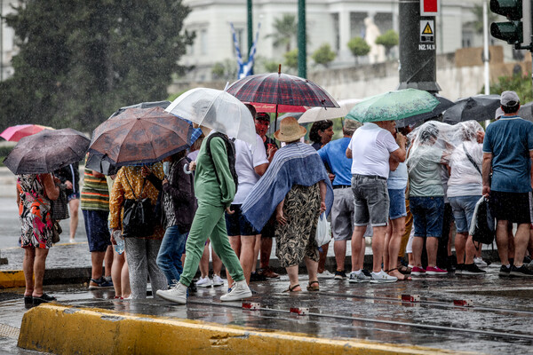 Καιρός: Έρχονται ισχυρές βροχές και καταιγίδες- Έκτακτο δελτίο επιδείνωσης