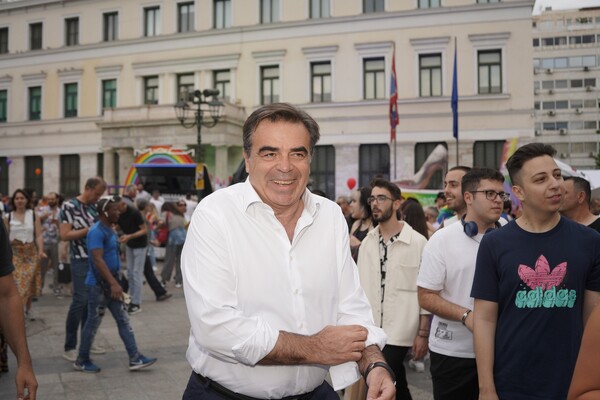 Athens Pride 2023: Η γιορτή μόλις ξεκίνησε- Εικόνες από την πορεία υπερηφάνειας