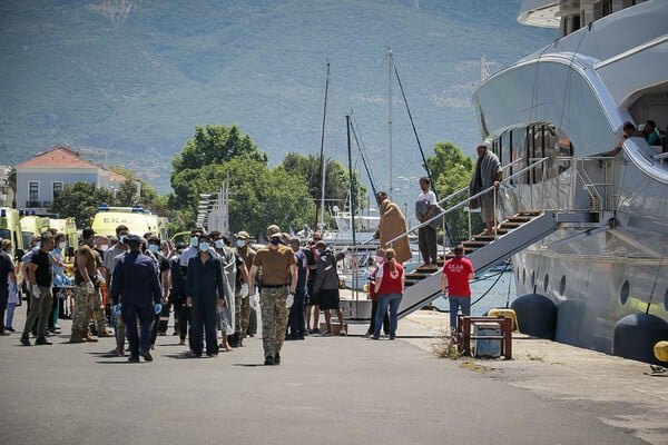 Ναύαγιο στην Πύλο: Τι γράφουν τα διεθνή ΜΜΕ για την πολύνεκρη τραγωδία